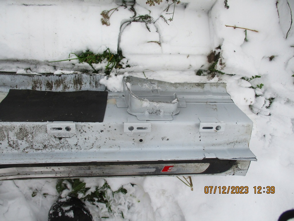 фото №6, Audi a4 b8 - порог левый ,блок двигателя