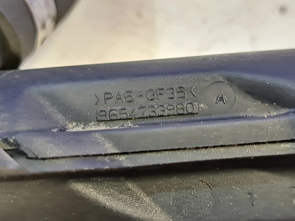 фото №5, Volvo s40 2005 заливна горловина оливи