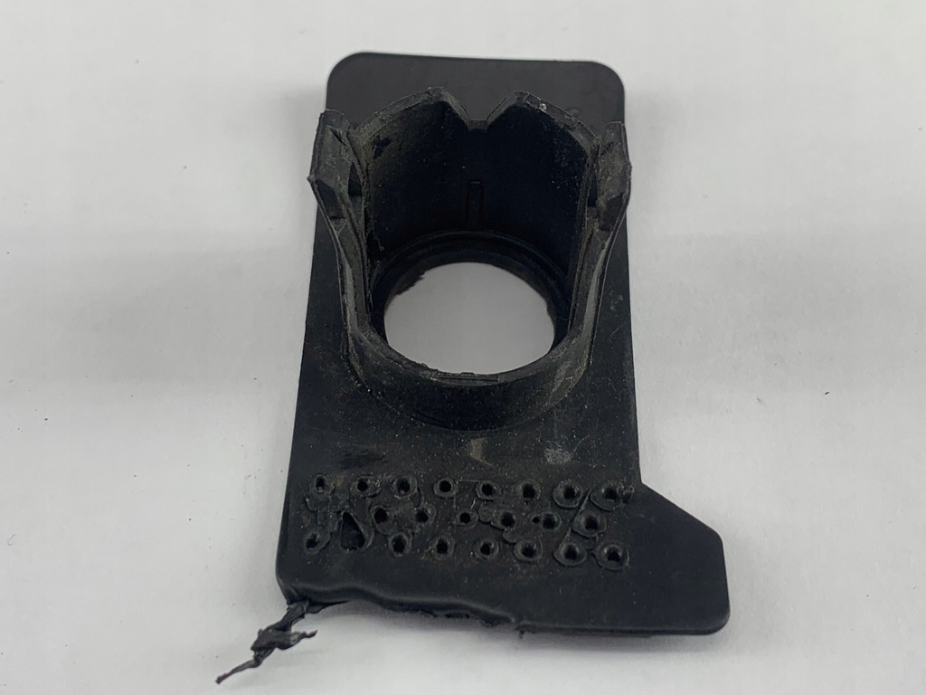 фото №1, Hyundai i40 корзина тримач датчика pdc перед