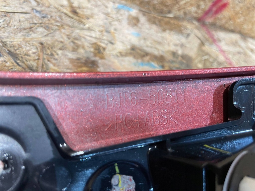 фото №9, Mazda 3 bm iii 13-18 hb обшивка молдинг накладка крышки задняя задний багажника