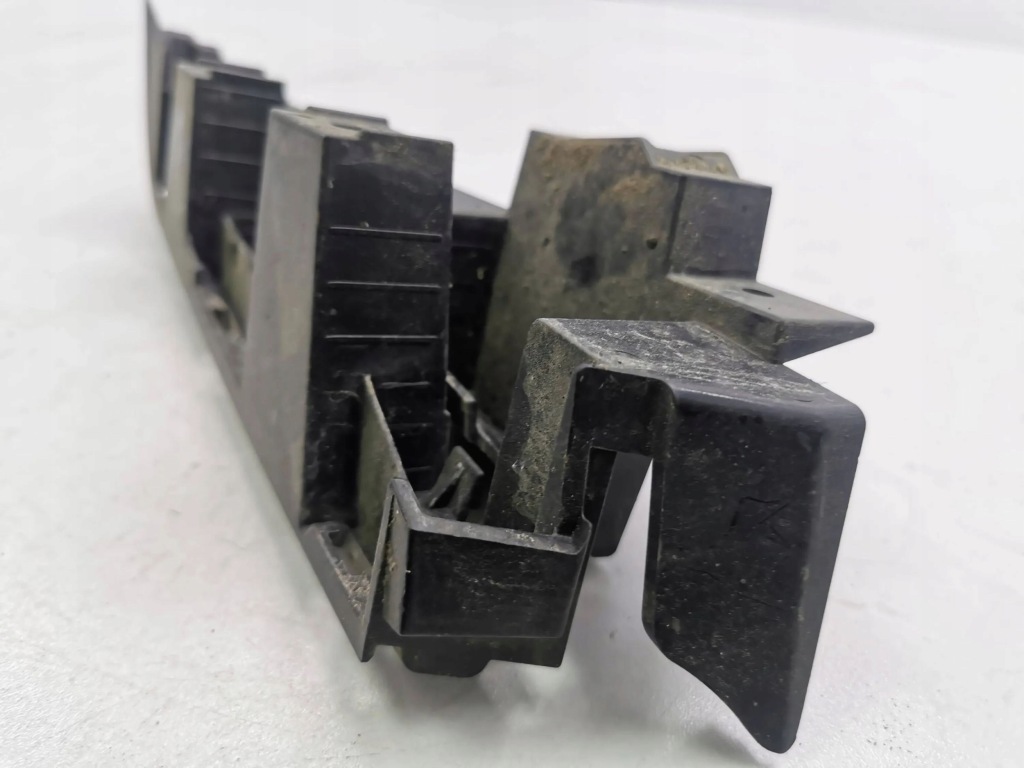 Bmw 3 e46 напрямна бампера заднього 2002 7008823 Київ