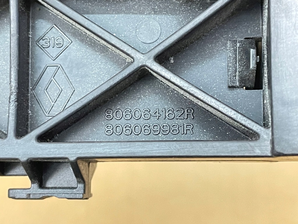 фото №6, Кронштейн ручка правый перед renault master iii lift iv 4