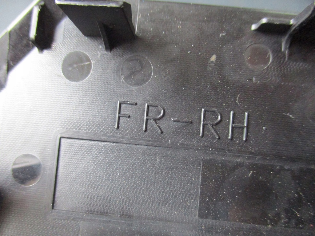 фото №7, Переключатель панель окон toyota rav4 74231-42270