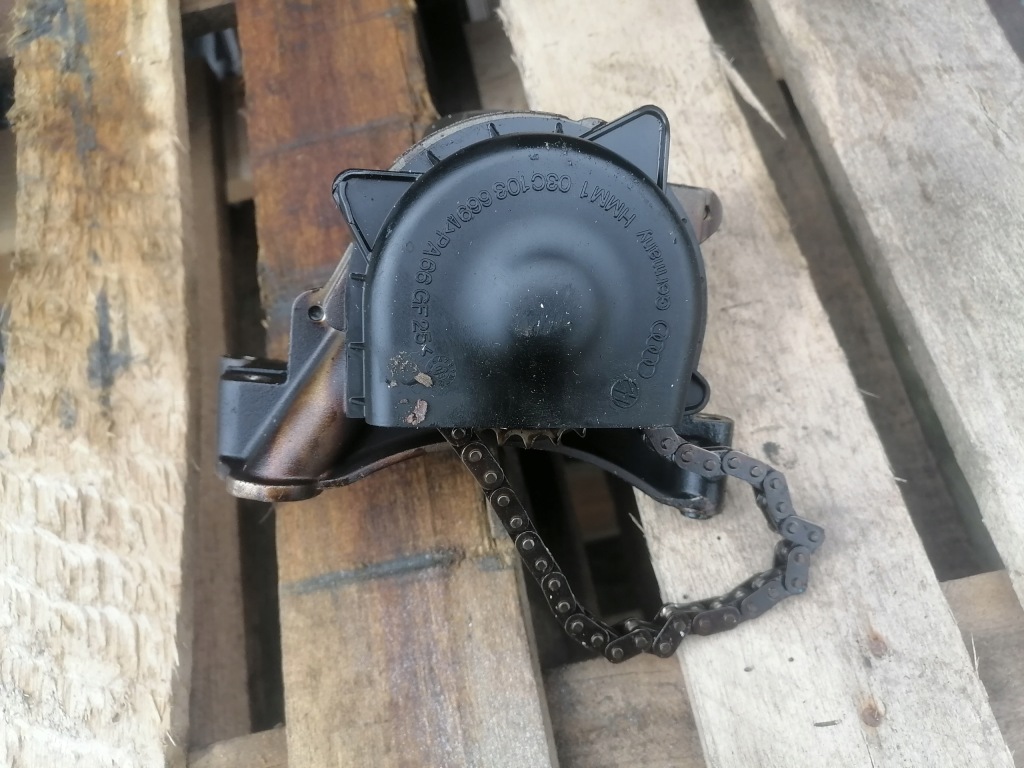 фото №1, Насос оливи vw golf vi 1.4 cax 03c103669e