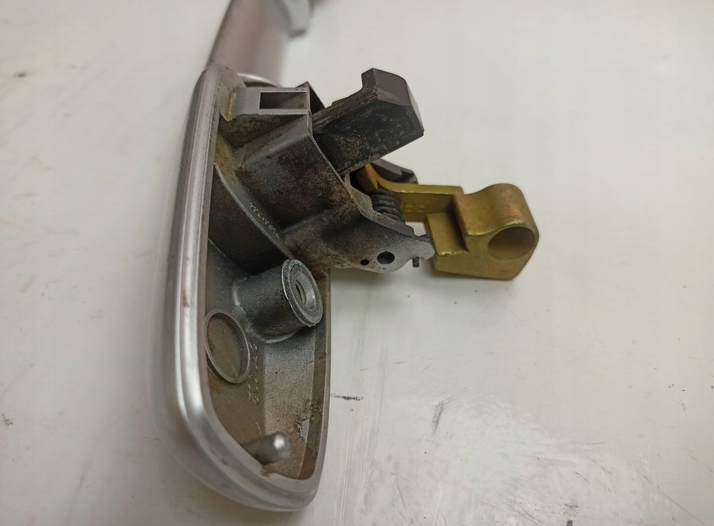 фото №7, Ручка права передня зовнішня mazda 2