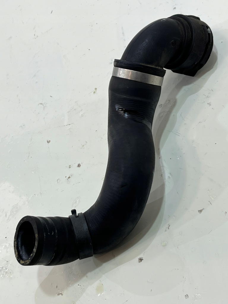 фото №1, Шланг радиатора audi a6 3,0 tdi 11-