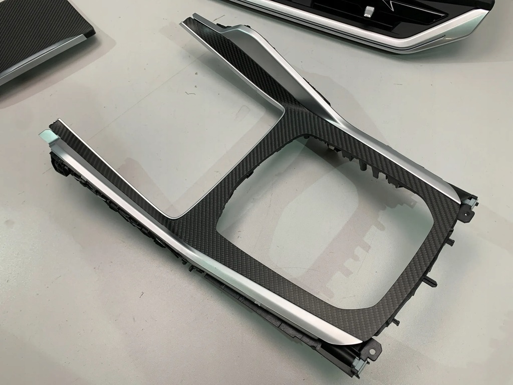 фото №8, Bmw xm g09 накладки декоры панели карбон europa