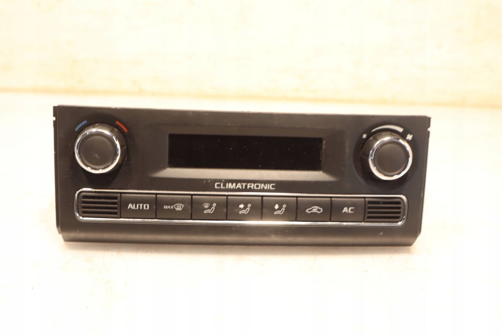 фото №1, Панель управление обдув skoda fabia ii