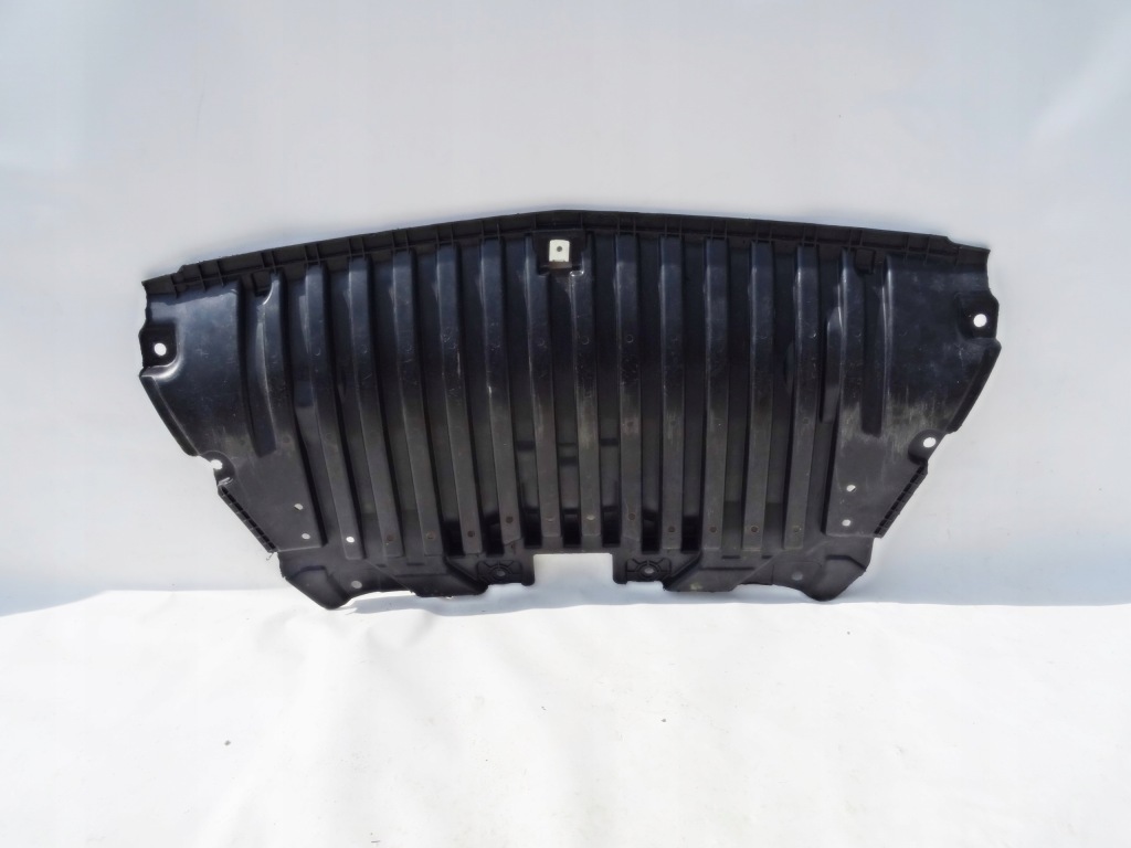 фото №1, Плита pod бампер mercedes w213 w238 a2135200200