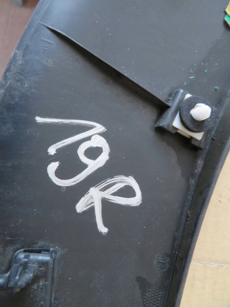 фото №14, Молдинг крыла c3 aircross правый задняя 13476854 -remo