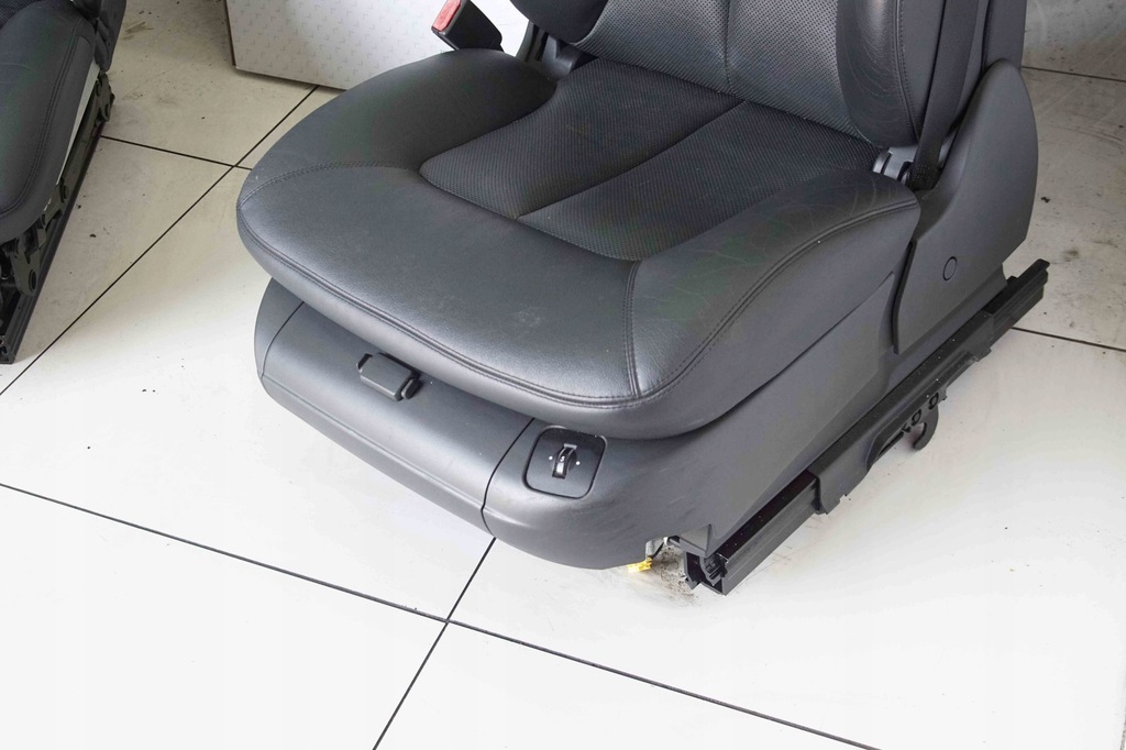 фото №13, Сиденья заднее сиденье комплект перед mercedes cl w215