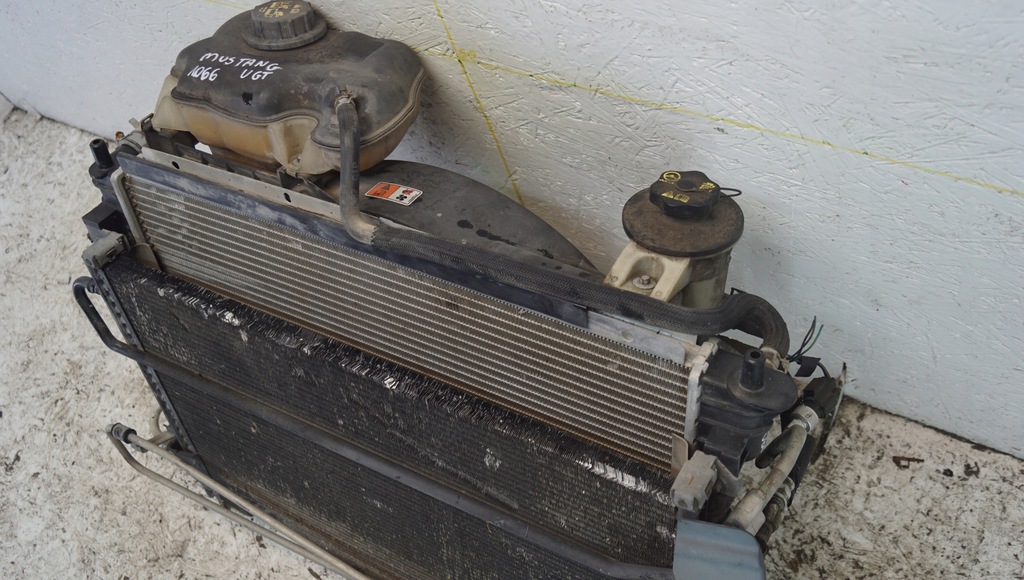 фото №4, Радиатор вентилятор ford mustang v gt 05- 4.6b