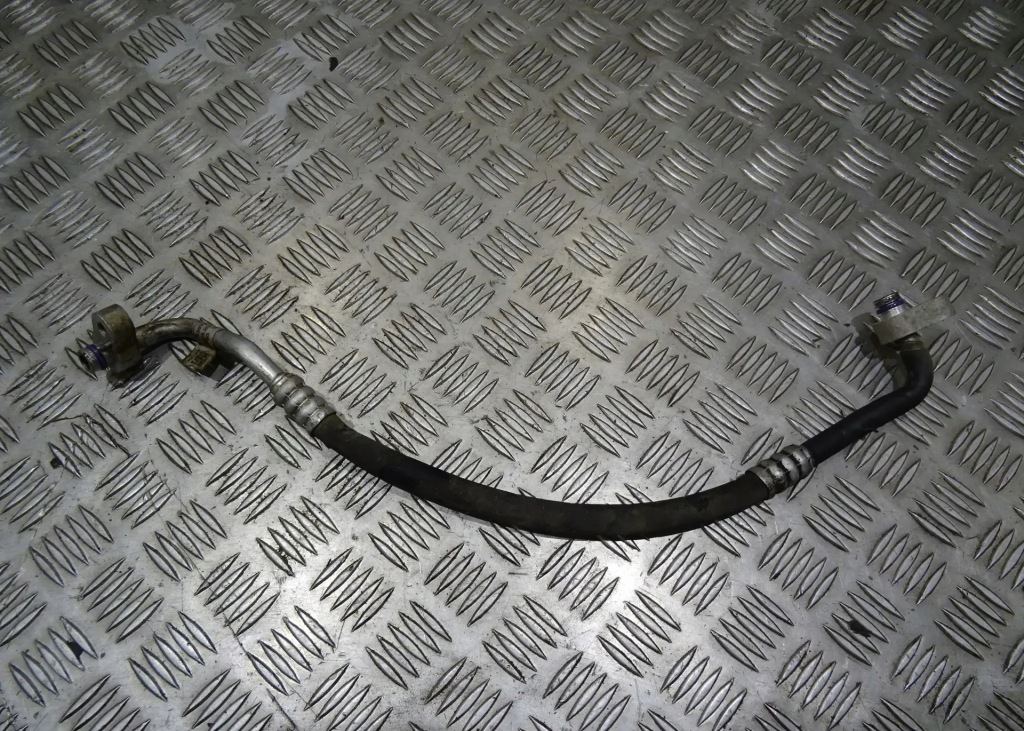 фото №1, Porsche cayenne 7p5 lift шланг кондиционера 7p082072l