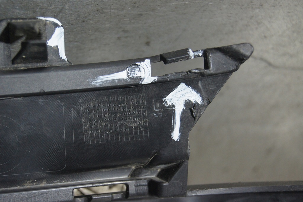 фото №11, Решітка середня бампера peugeot 208 lift