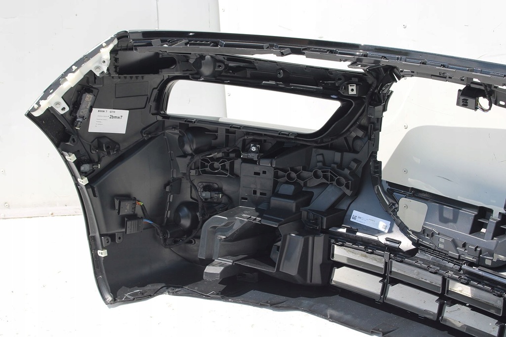 фото №12, Bmw 7 g70 бампер передний перед 475 black-sapphire