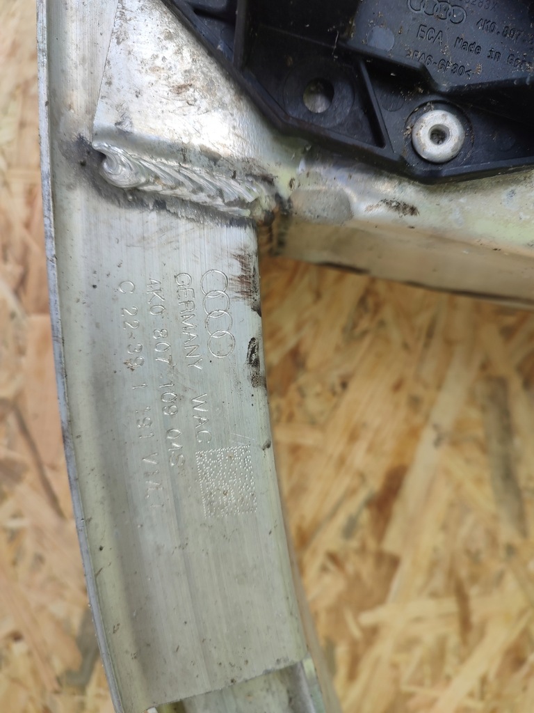 фото №6, Audi a6 c8 4k0805594a pas передній підсилювач+ балка 3.0