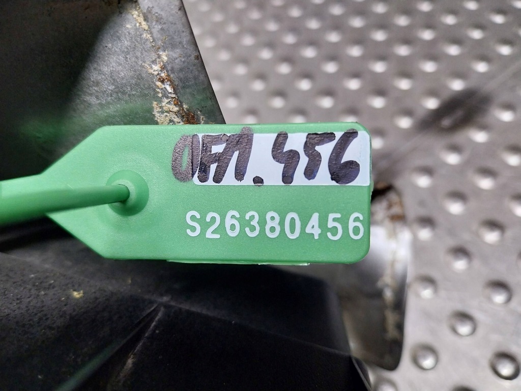 Корпус фільтра повітря a6110901601 mercedes w203 ml w163 2.2cdi Недорого