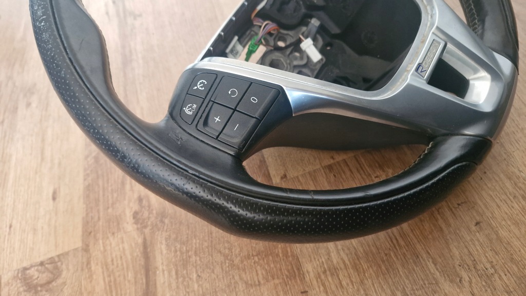 фото №7, Повітропровід шкіряний багатофункціональний r desing volvo v40 ii