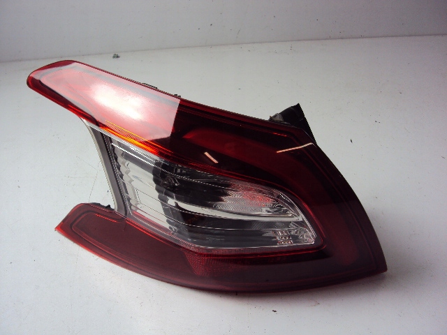 фото №1, Лампа левый задняя peugeot 308 ii t9 hb 15 r