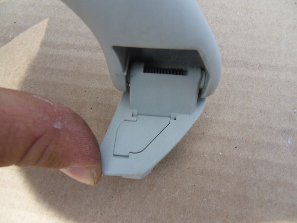 фото №13, Ручка кронштейн потолочный vw golf v plus комплект