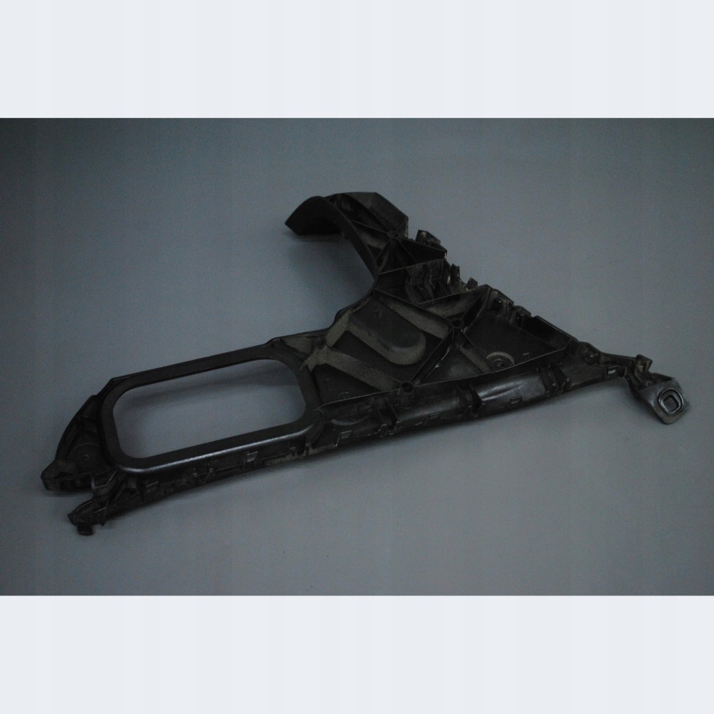 фото №1, Напрямна бампера лівий задня audi q7 4l 4l0807453a