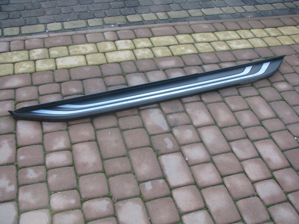 фото №1, Подножка порог левый toyota rav4 v 2018- повреждённый