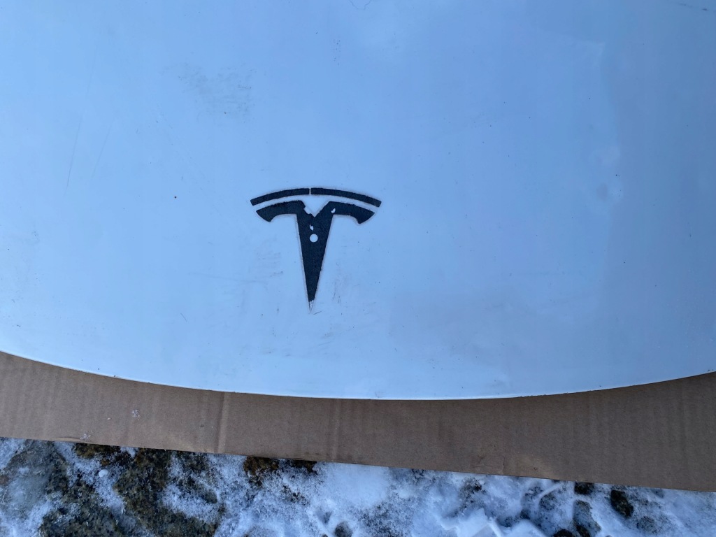 Tesla model 3 капот перед 1081390-e0-c оригинал в Украине