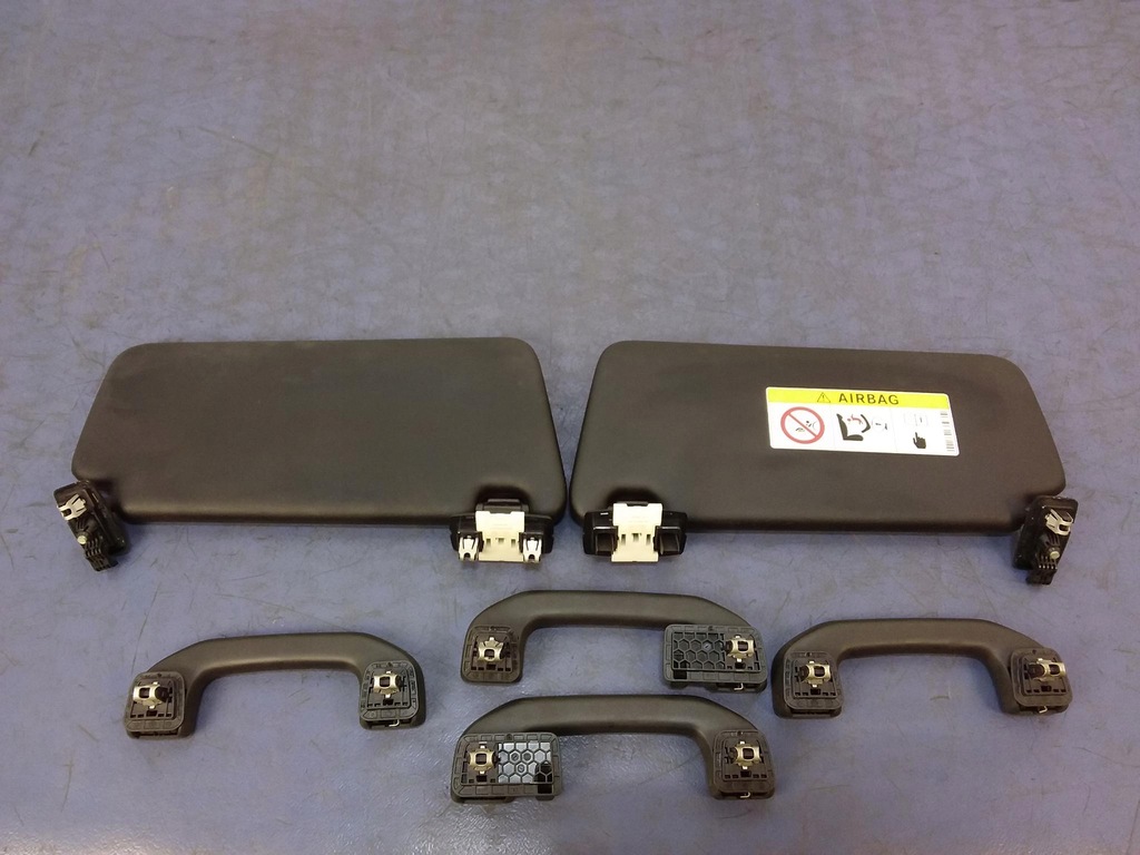 фото №13, Mercedes a w176 потолок козырьки ручки