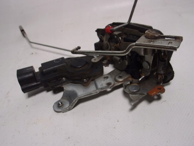 фото №11, Замок дверь правый перед toyota dyna