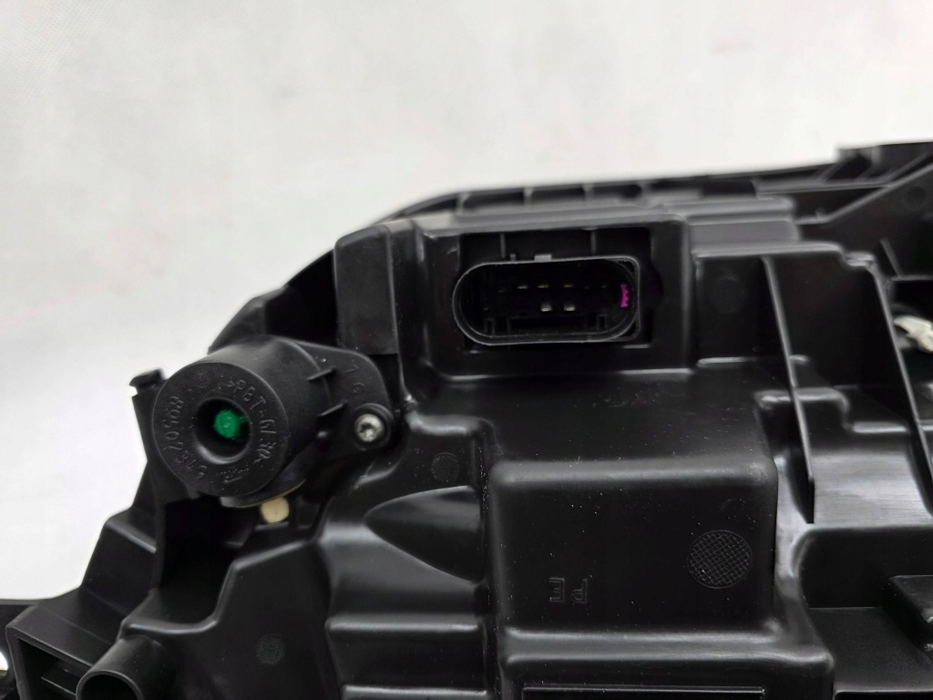 Volvo xc90 2 фара перед передняя правый  full led active high beam 31656990 Недорого