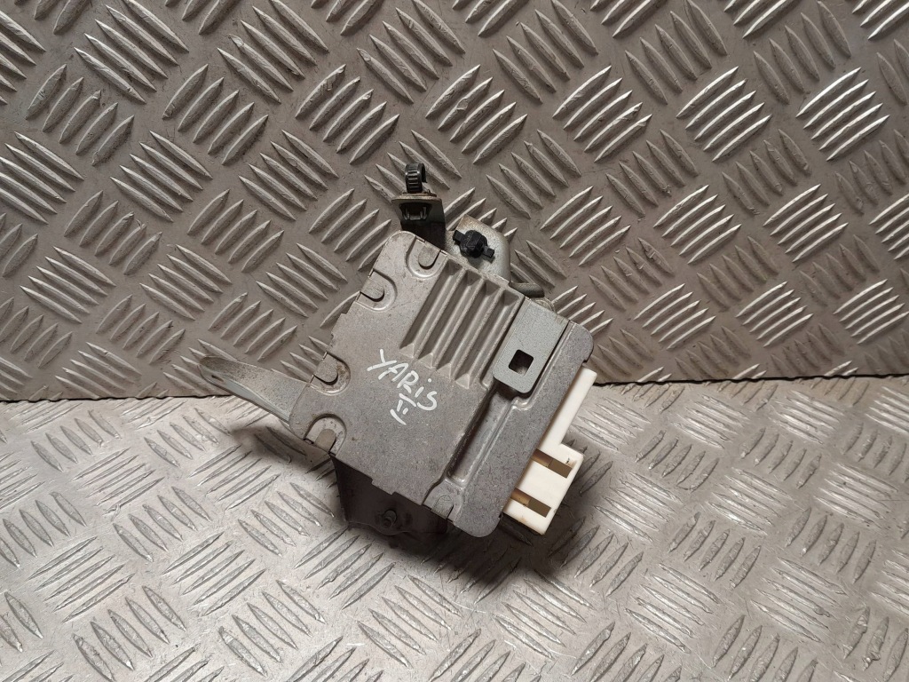 фото №1, Toyota yaris ii модуль блок управления усилителя 896500d091