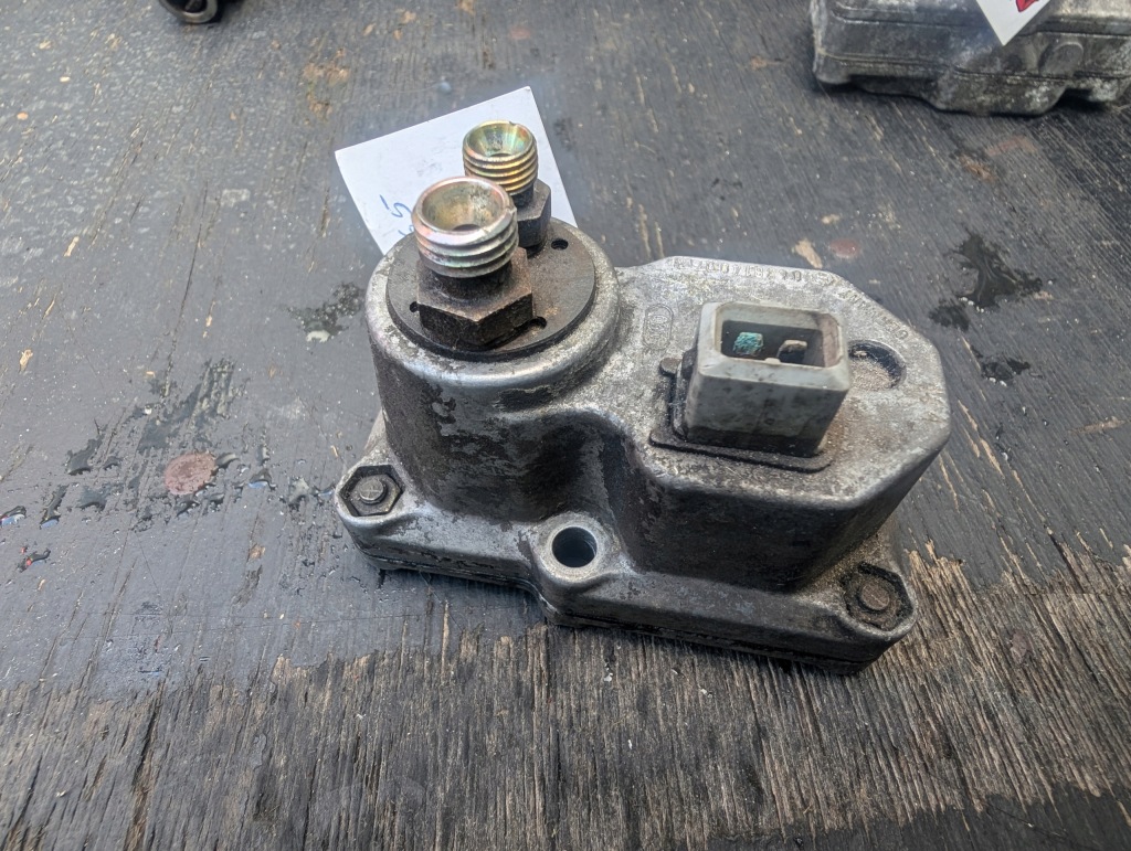 Купить Регулятор термический mercedes w123 0438140065