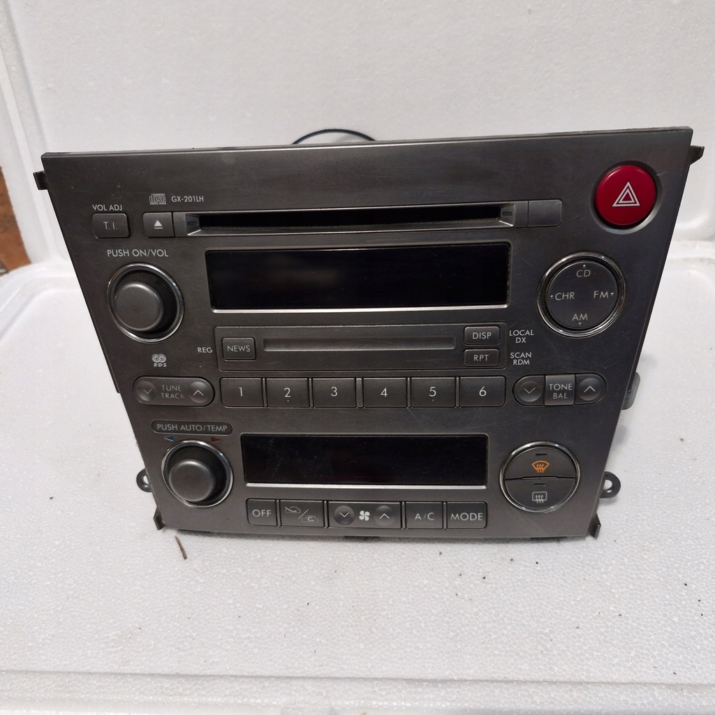 фото №1, Subaru legacy панель обдув кондиціонера радіо радіопрогравач 86201ag400