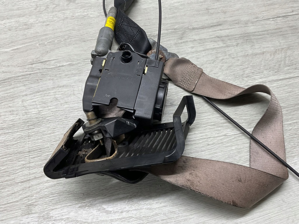 Ремінь безпеки передній лівий mercedes-benz sl r129 1298600332 1298602285 Ціна