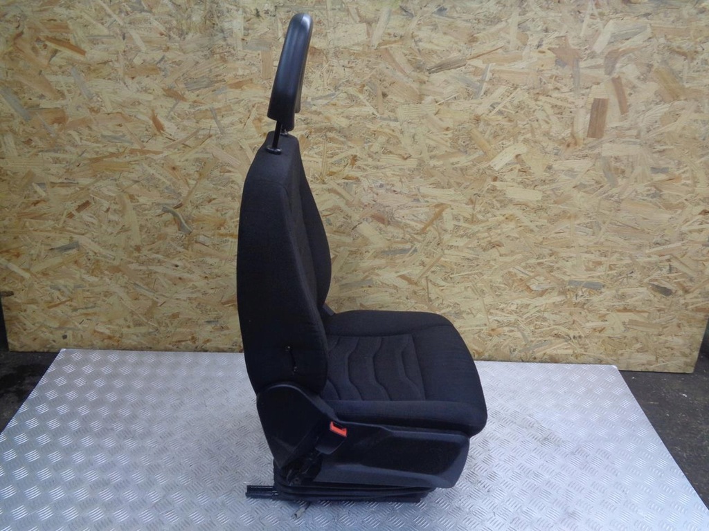 фото №9, Сидіння лівий перед водія пневматичний iveco daily 4 iv delfin 14- europa