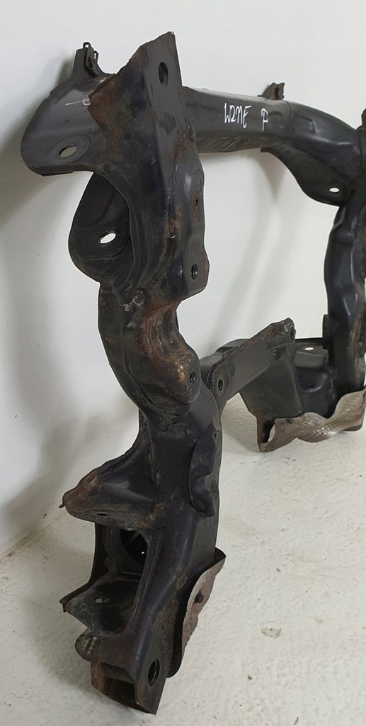 фото №4, Підрамник підрамник балка поперечина перед mercedes w211