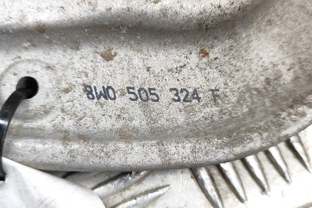 фото №5, Audi rs4 avant b9 задній правий важіль 8w0505361e 3.0 бензин 331kw 2023