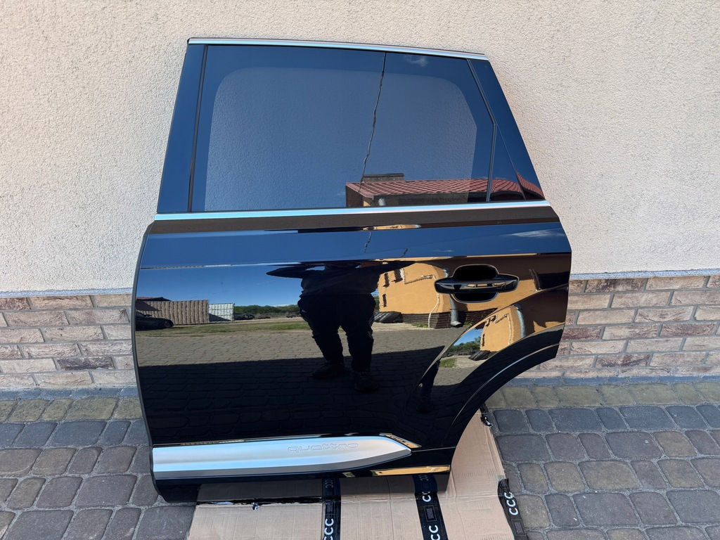 фото №1, Двері ліва задні audi q7 sq7 4m lc9x