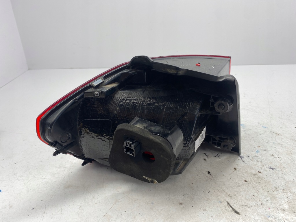 фото №6, Vw golf sportsvan lift лампа задняя pr 510945096ad