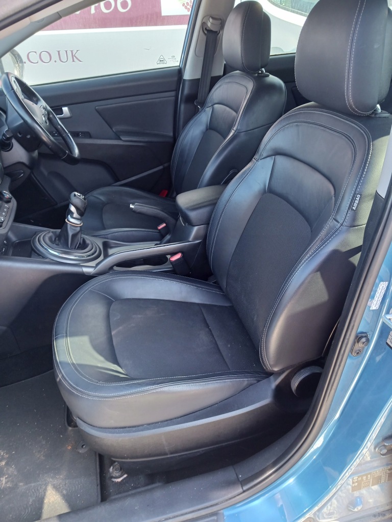 фото №1, Сиденье сиденья перед i задняя kia sportage iii 2013 комплект английские