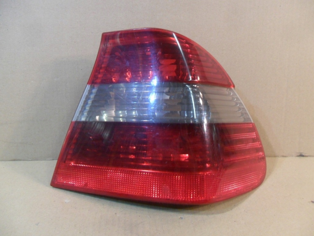 фото №1, Лампа задняя задняя правая bmw 3 e46 sedan 6910532