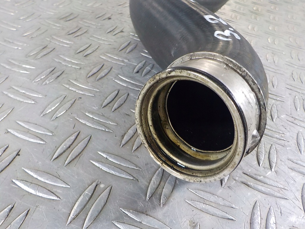 Mercedes w207 купе 09- труба интеркулер Доставка