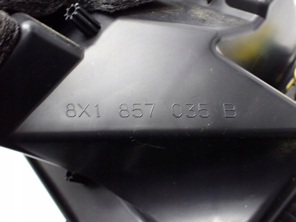 фото №9, Бардачок полка панели консоли europa 8x1857035b 8x1857035 audi a1 8x 13r