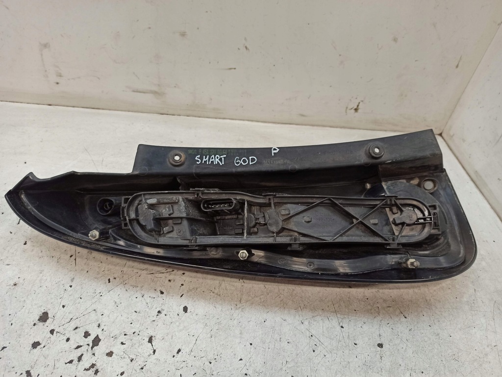 фото №3, Smart forfour hb лампа правий задня a4548200064