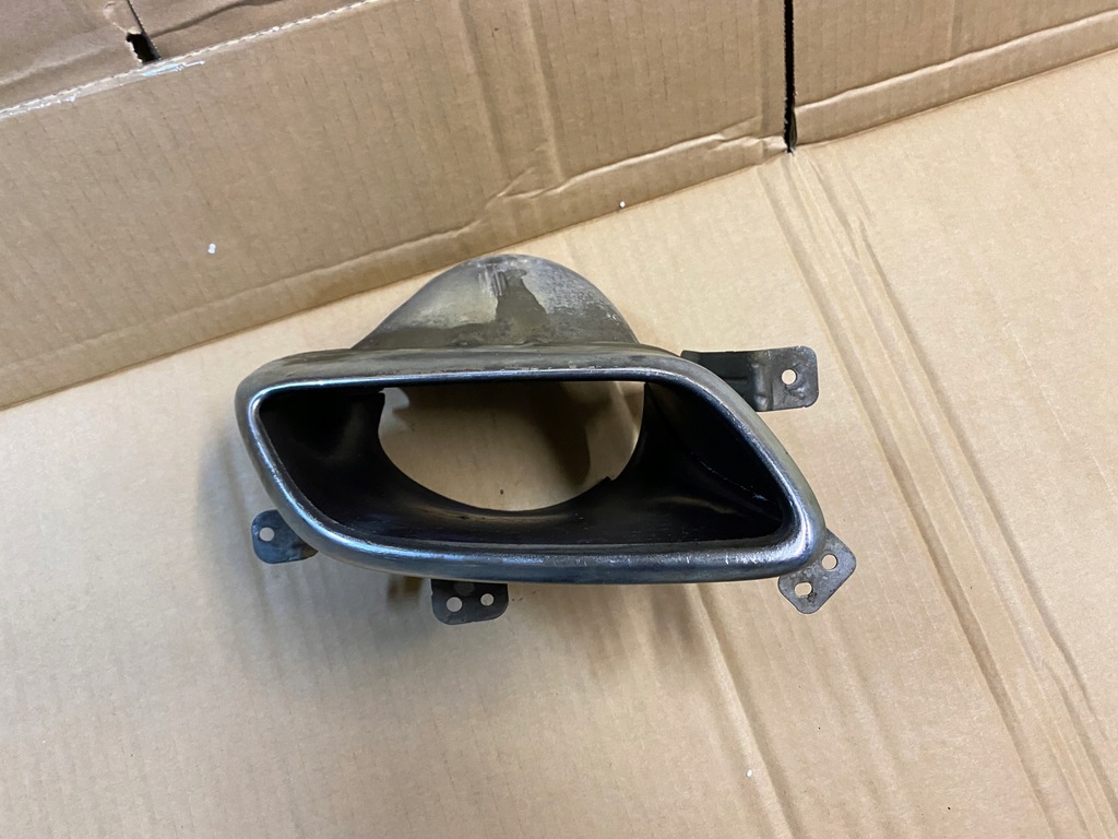 фото №6, Выход глушителя na бампер правый dodge charger 3.6