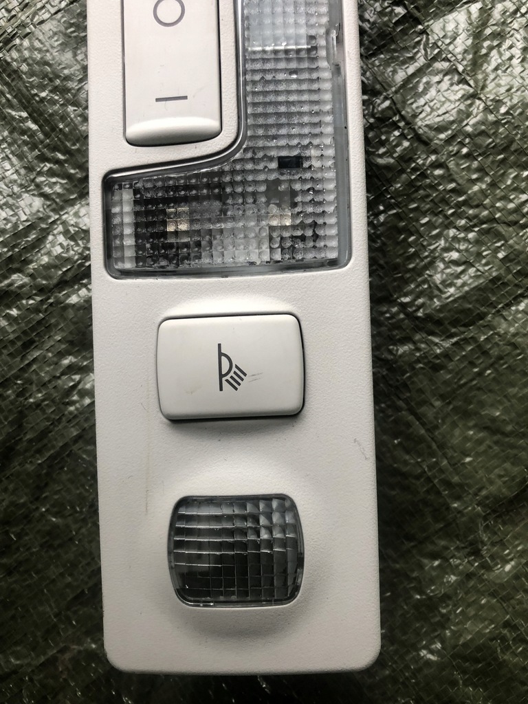 фото №5, Лампа освещение кабины a6 c5 lift 4b0947111