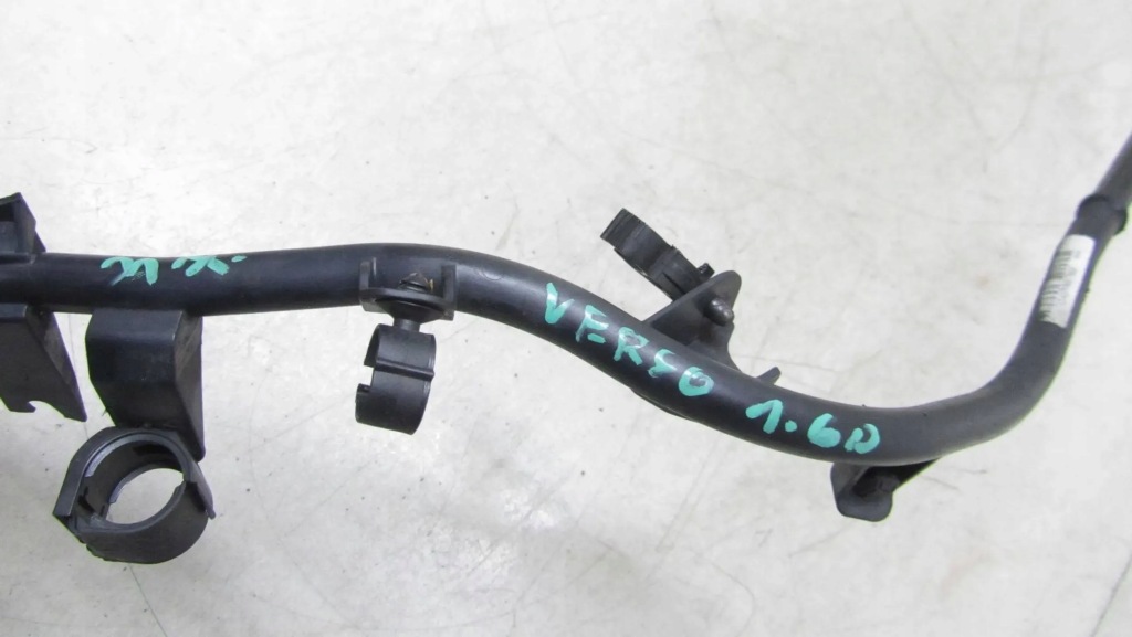 Toyota verso рестайлинг  1.6 щуп щуп масла 3465467 в Украине