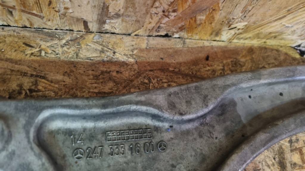 фото №6, Mercedes w 118 cla 35 amg підвіска поворотний кулак важіль амортизатор привідний вал