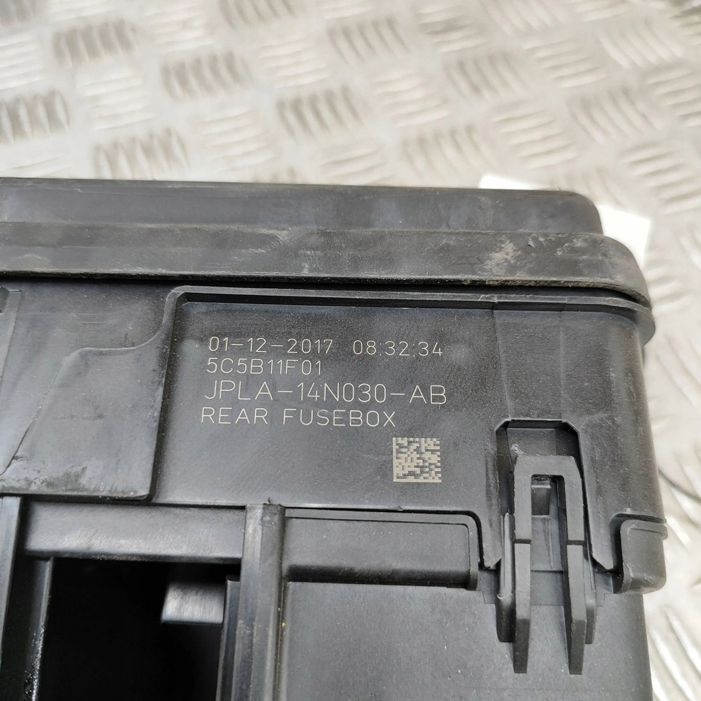 фото №6, Land rover range rover sport l494 2018 коробка предохранителей / комплект