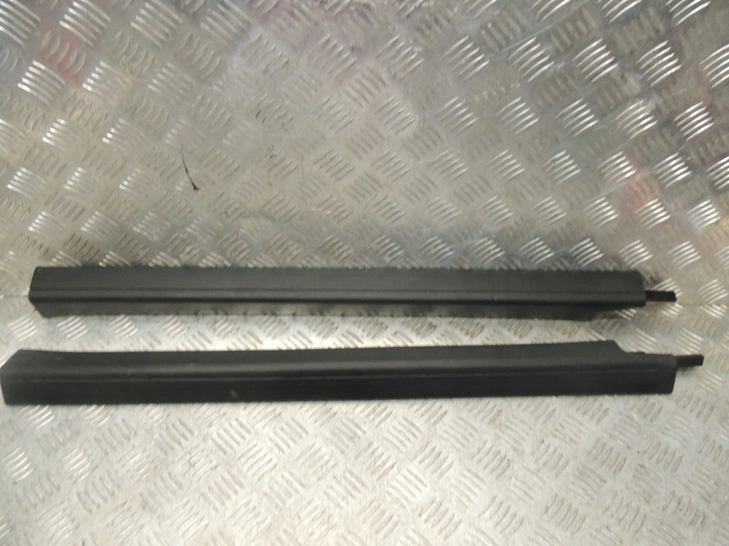 фото №1, Mercedes w207 молдинг порог правая левая a2076860436